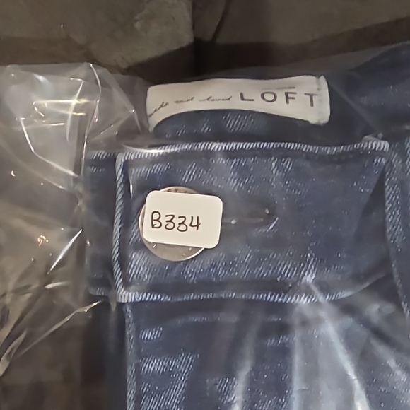 Ann Taylor LOFT Women's Size 26/2 Legging Jeans Blue Dark Wash Skinny - Picture 10 of 10